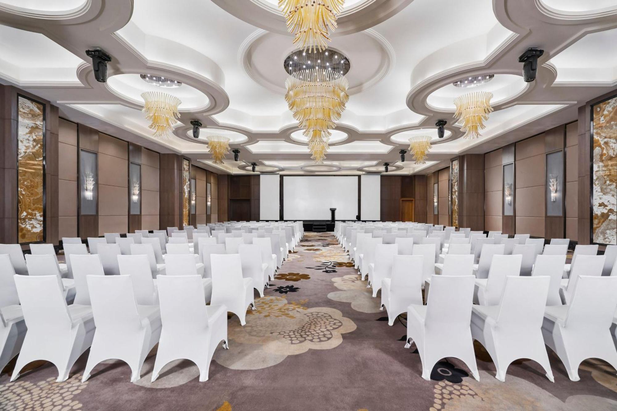 Sheraton Кан То Екстериор снимка The ballroom