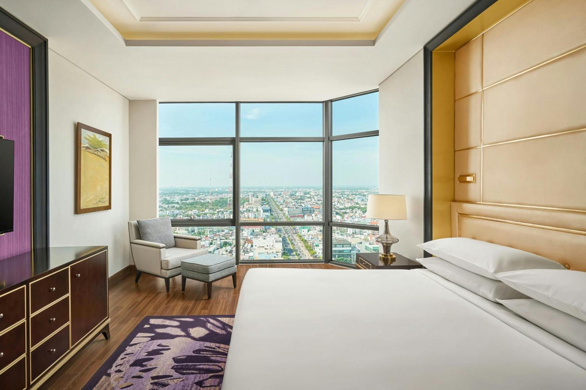 Sheraton Кан То Екстериор снимка A bedroom at the hotel